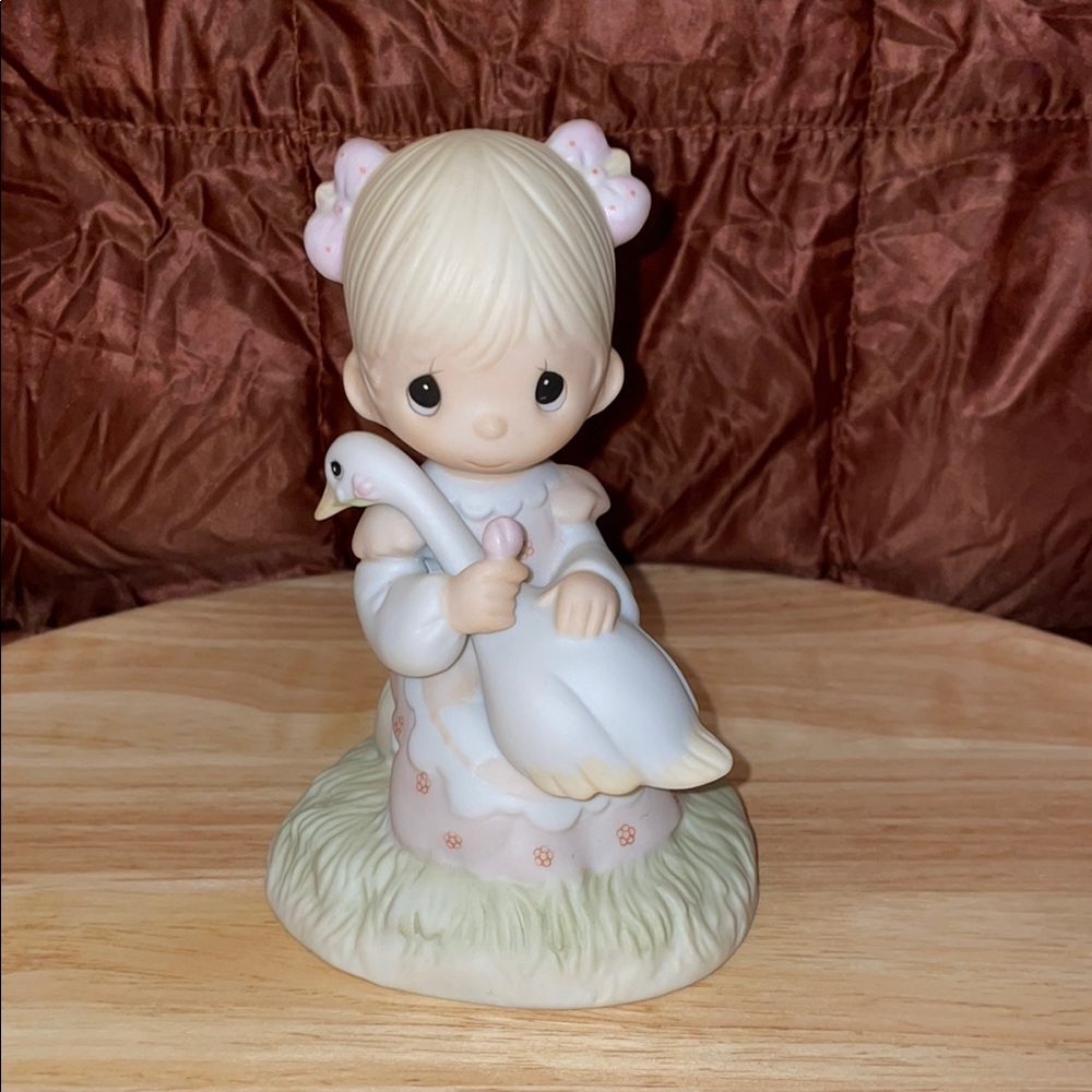 NWOT VINTAGE 1980 Porcelain Girl with Goose